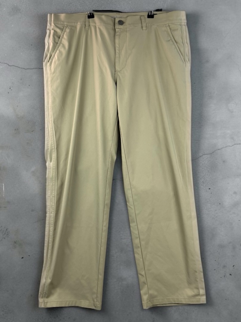 32 Degrees Cool Stretch Performance Men's Chino Pants in Light Khaki 36X30